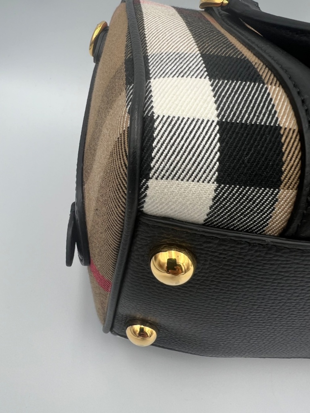 BURBERRY House Check Derby Calfskin Small Alchester Bowling Bag in Black - Picture 11 of 16
